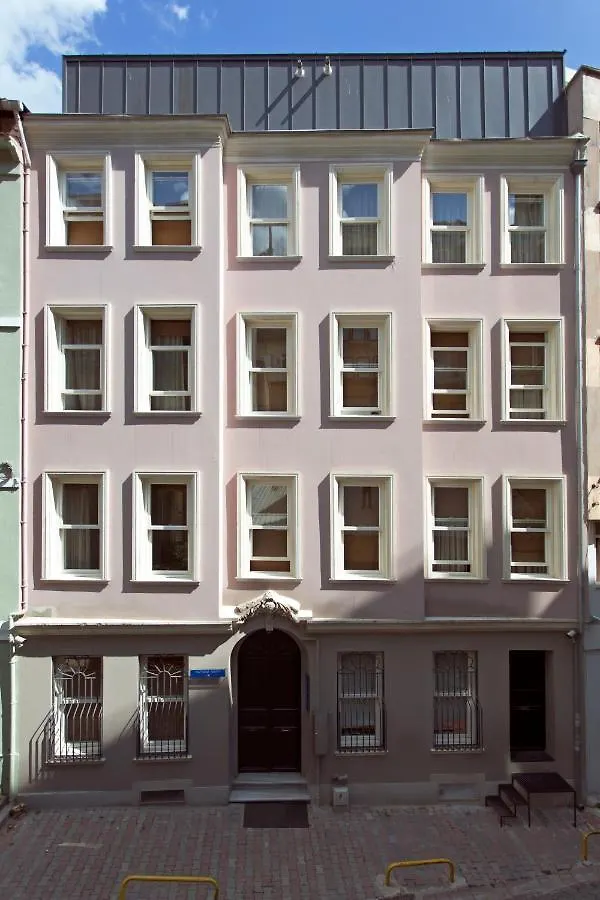 Noa - Tatar Beyi 18 Apartment Istanbul